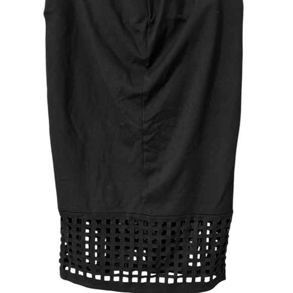 Torrid Womens Pencil Skirt Size 1 Black
Hollow Out Hem Stretch Pull On - Picture 4 of 5